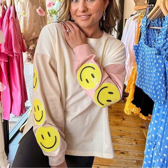 Fantastic Fawn Tops - Something to Smile About Pullover
